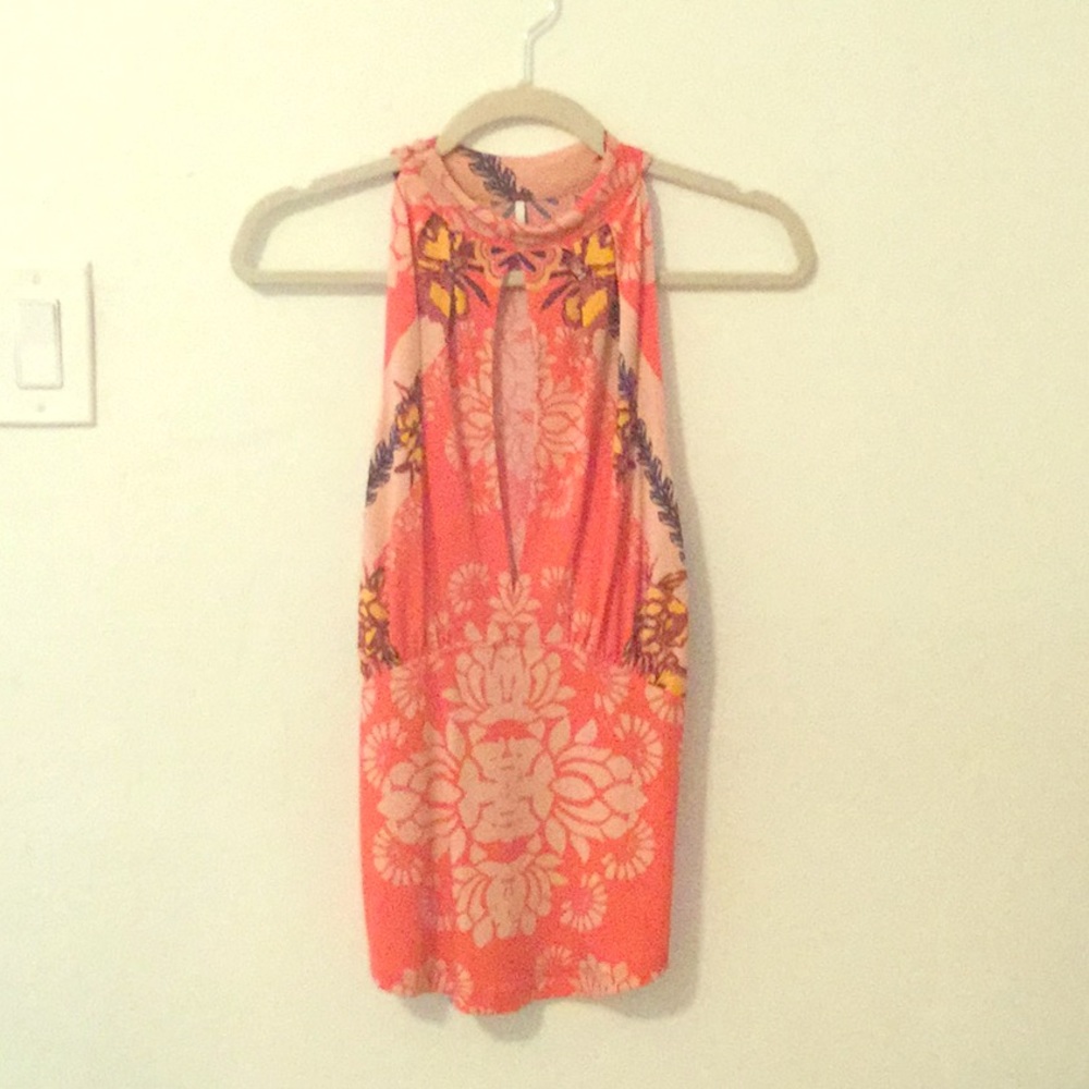 Free people peep hole top